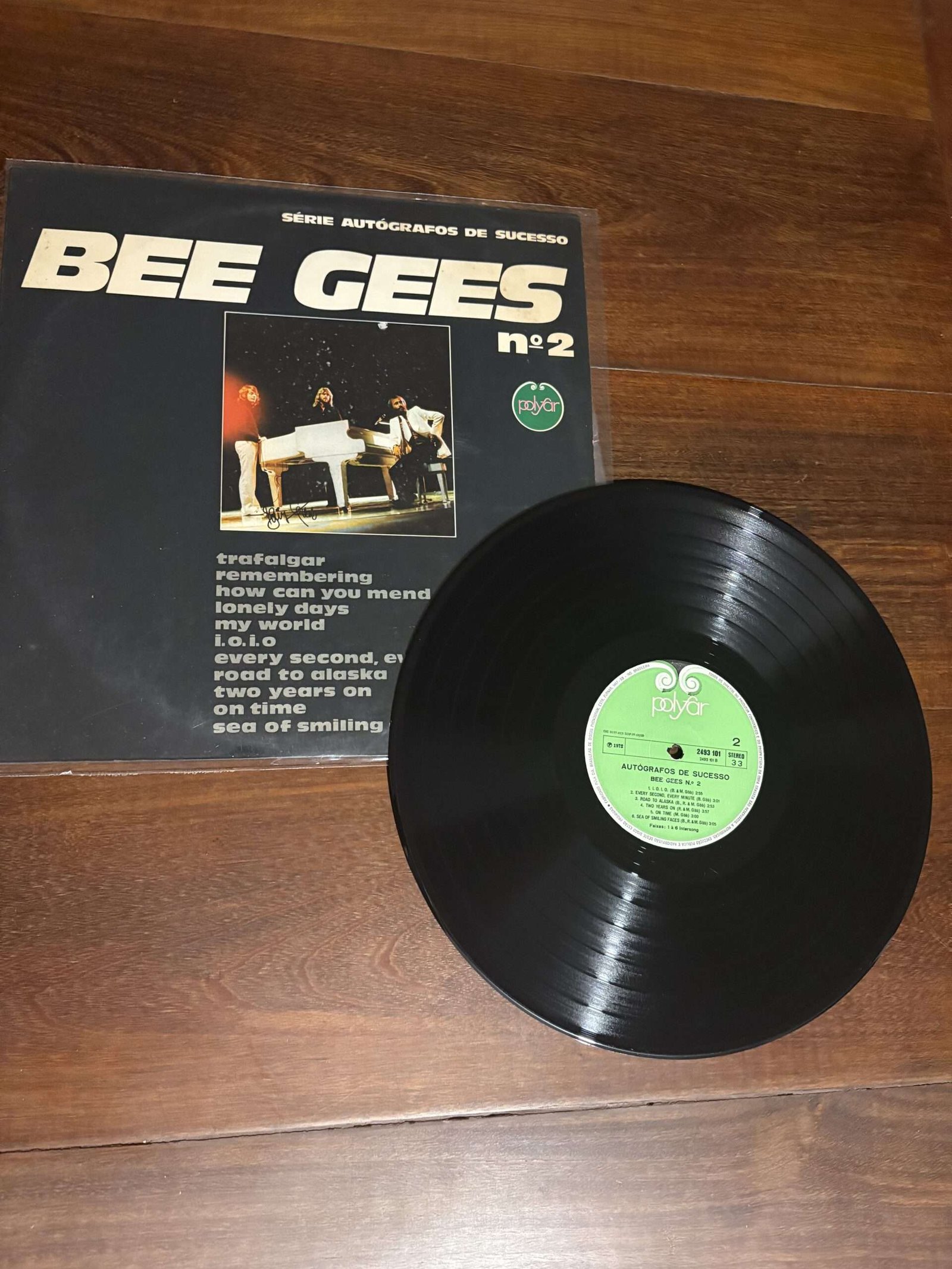 Lp Bee Gees - Série Autógrafos de Sucesso Nº 2 (1973) - Imagem 3