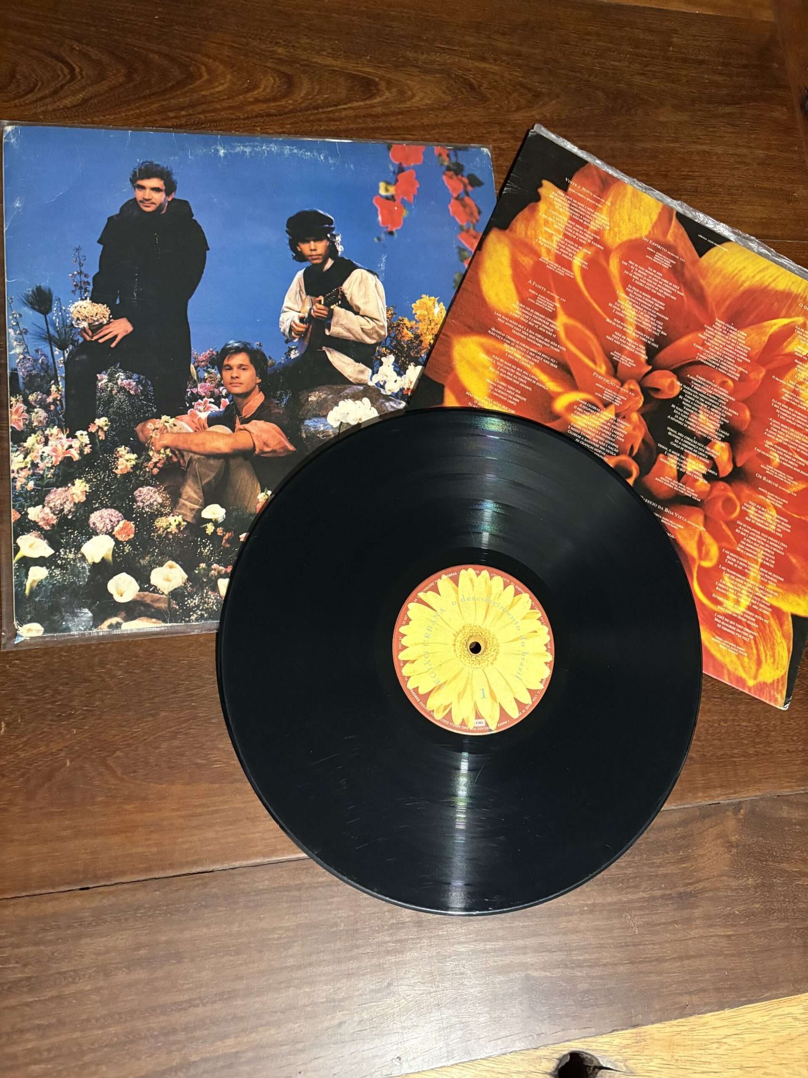 Lp Legião Urbana - O Descobrimento do Brasil (1993) - Imagem 3