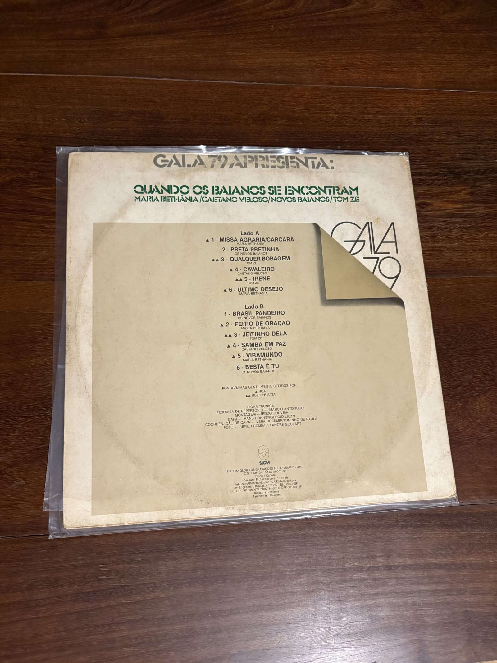Lp Maria Bethânia, Caetano Veloso, Novos Baianos e Tom Zé - Quando os baianos se encontram (1979) - Imagem 2