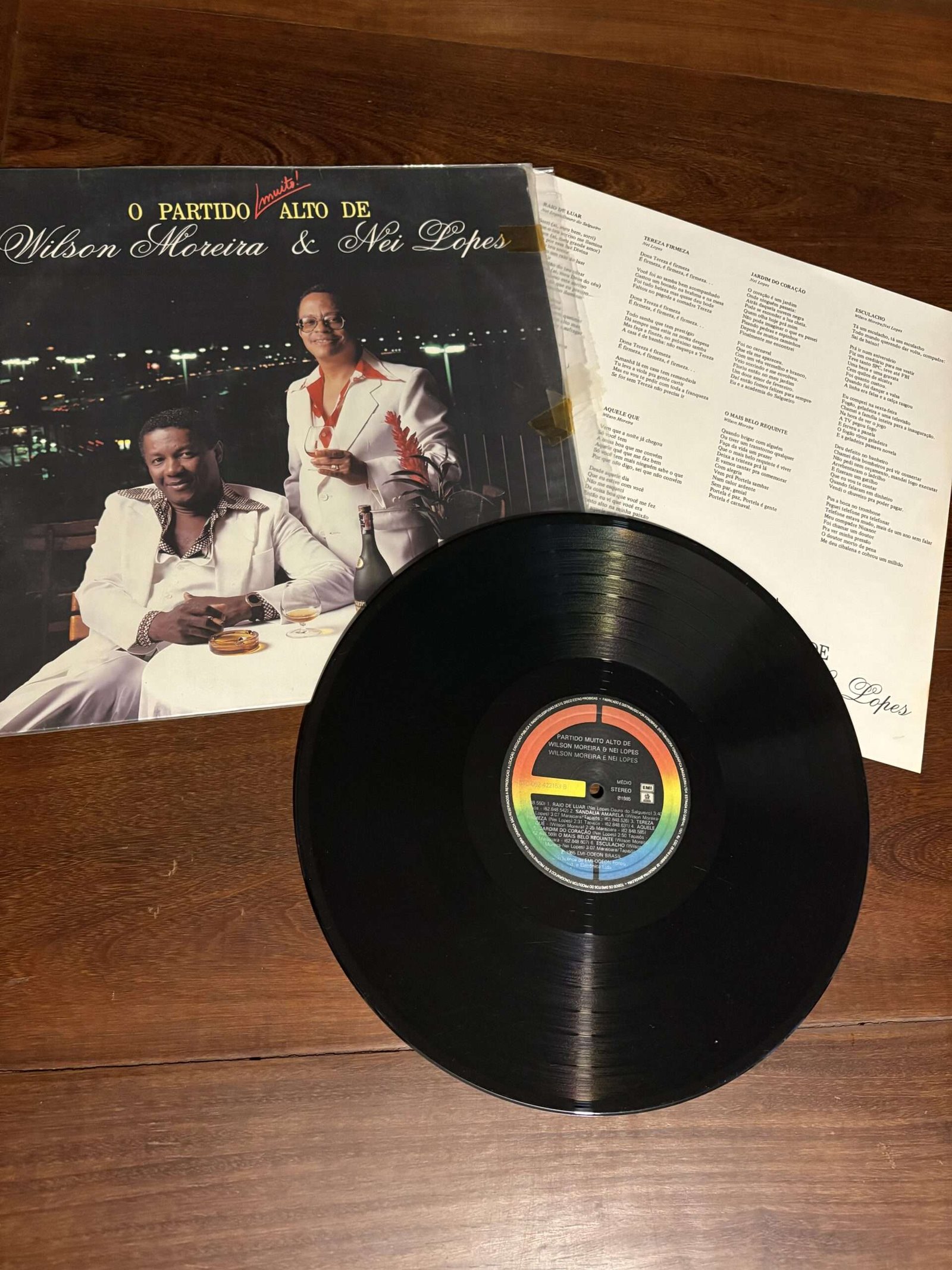 Lp Wilson Moreira e Nei Lopes - O Partido Muito! Alto De Wilson Moreira & Nei Lopes (1985) - Imagem 3