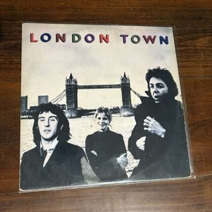 Lp Wings - London Town (1978)