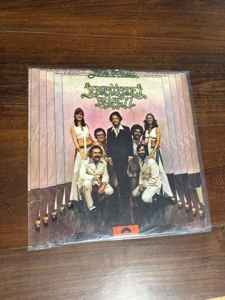 Lp Sérgio Mendes e Brasil 77 - Love Music (1973)