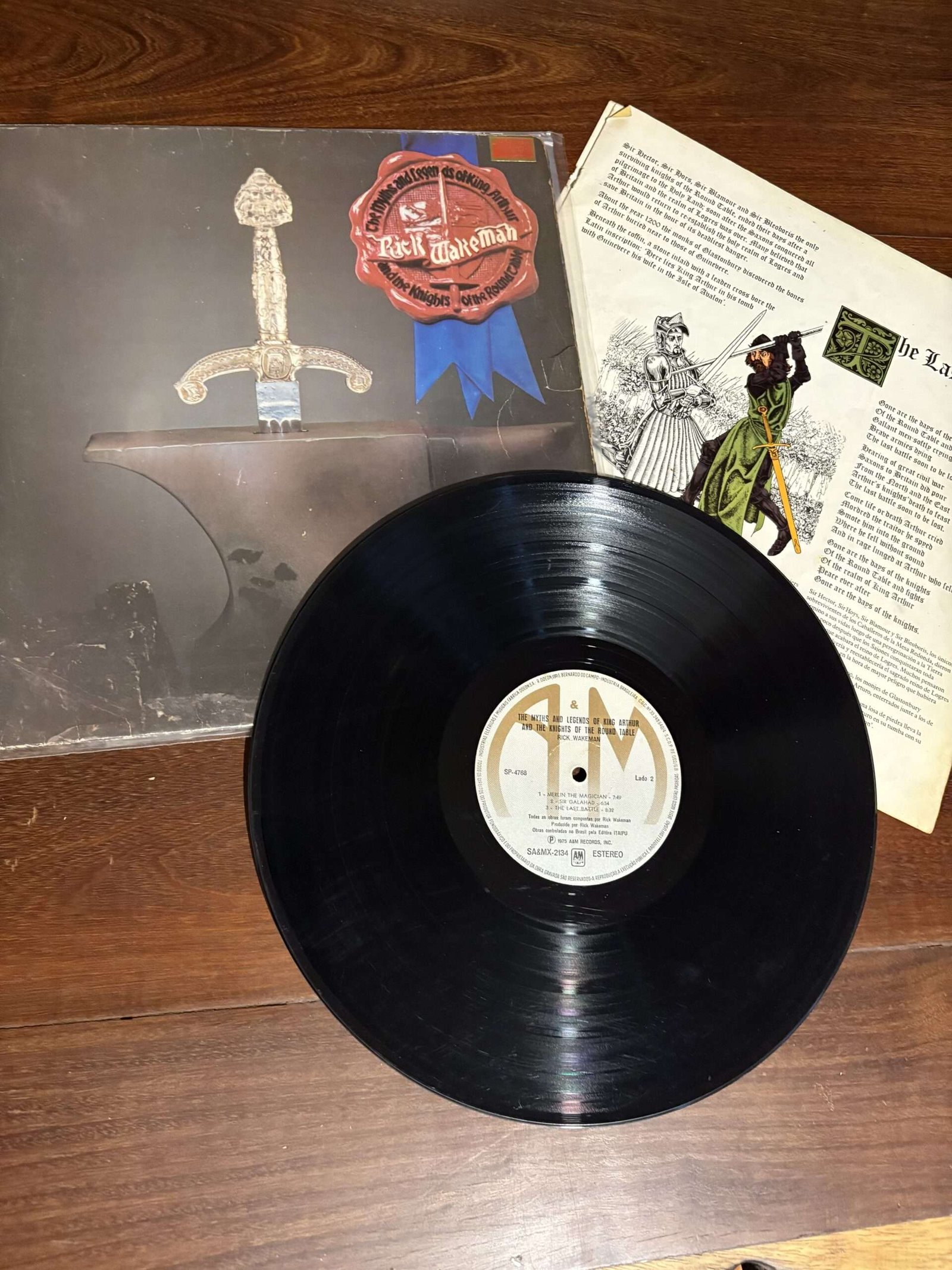 Lp Rick Wakeman - The Myths and Legends of King Arthur and the Knights of the Round Table (1975) - Imagem 4