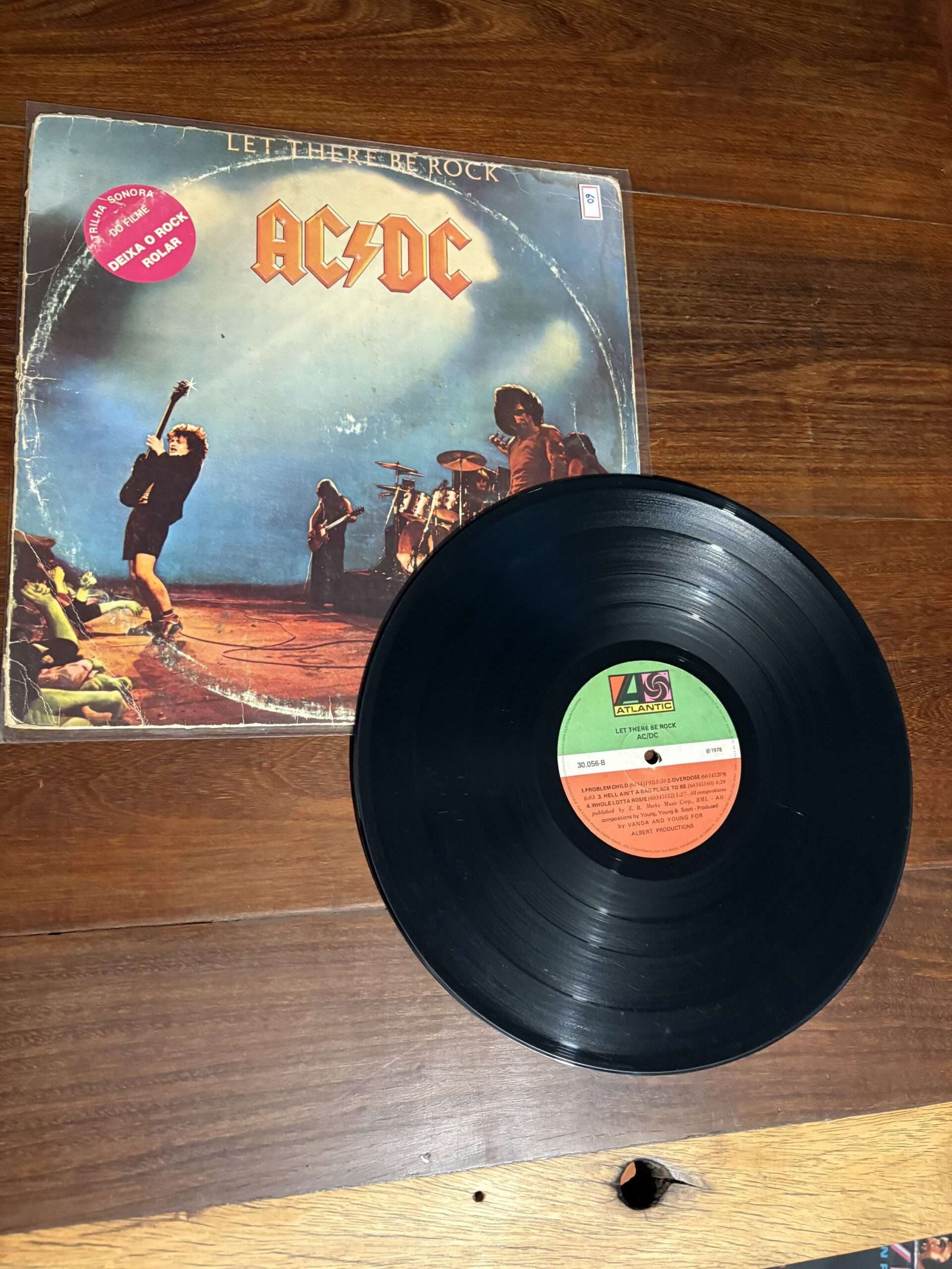 Lp AC/DC - Let There Be Rock (1977) - Imagem 2