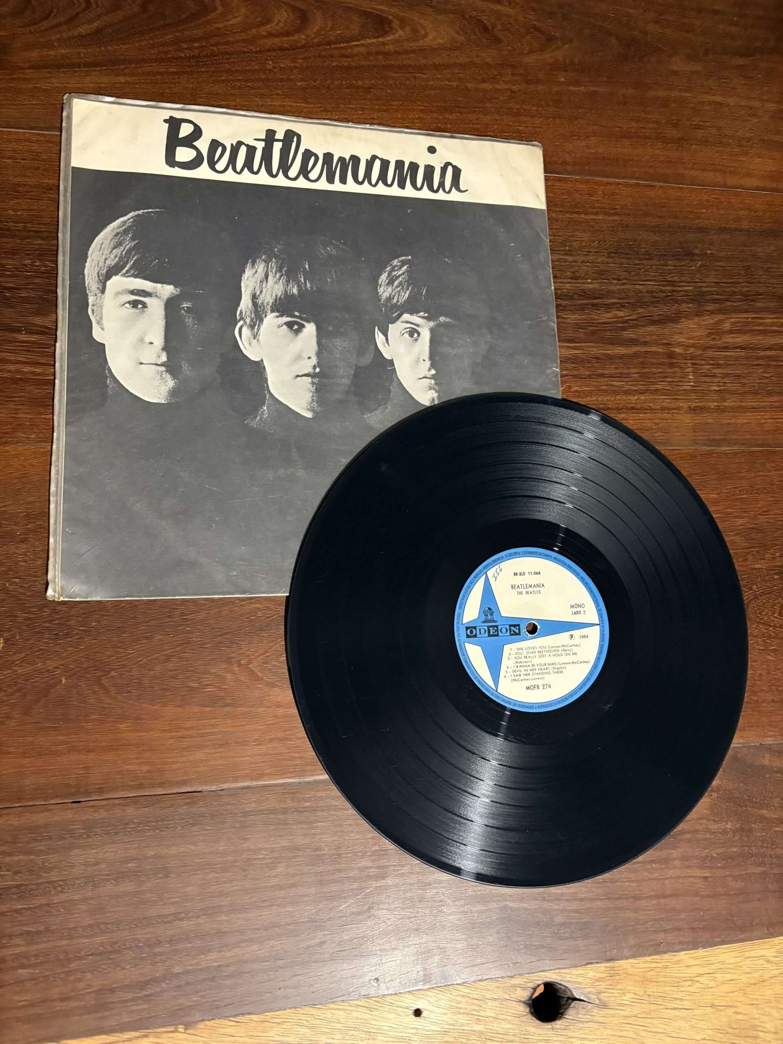 Lp The Beatles - Beatlemania (1964) - Imagem 3
