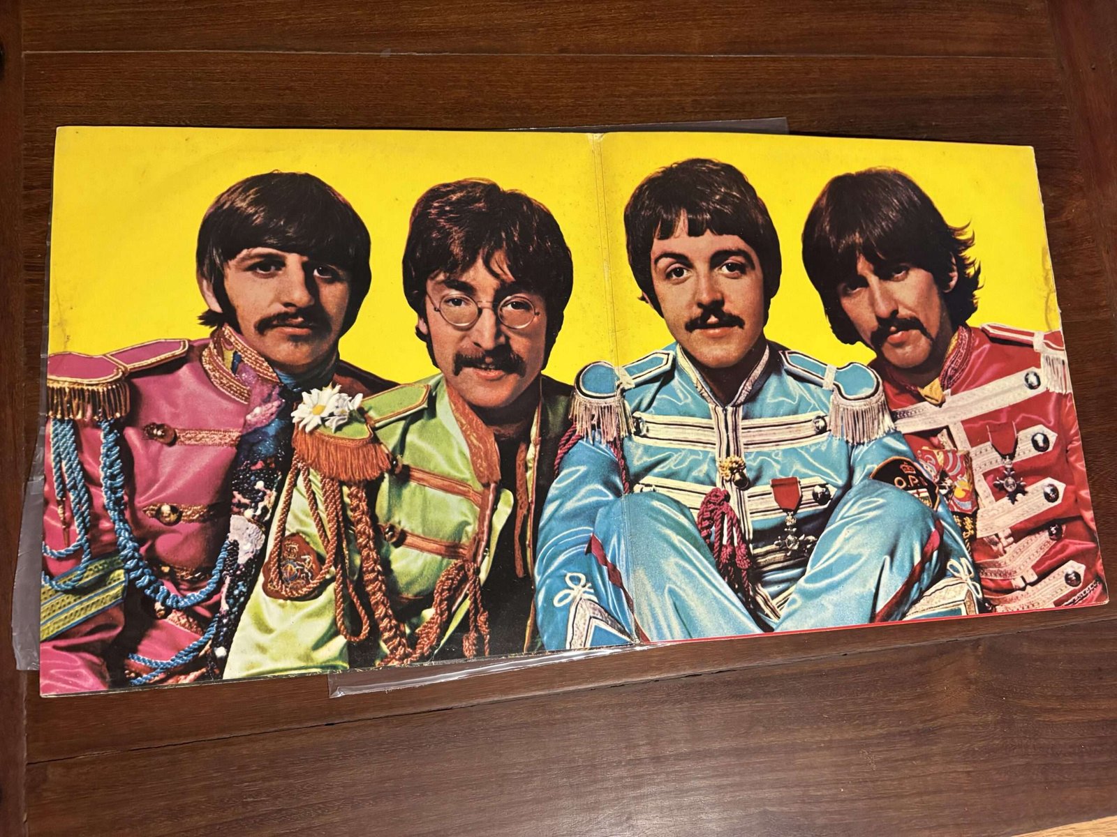 Lp The Beatles - Sgt. Pepper's Lonely Hearts Club Band (1967) - Imagem 3
