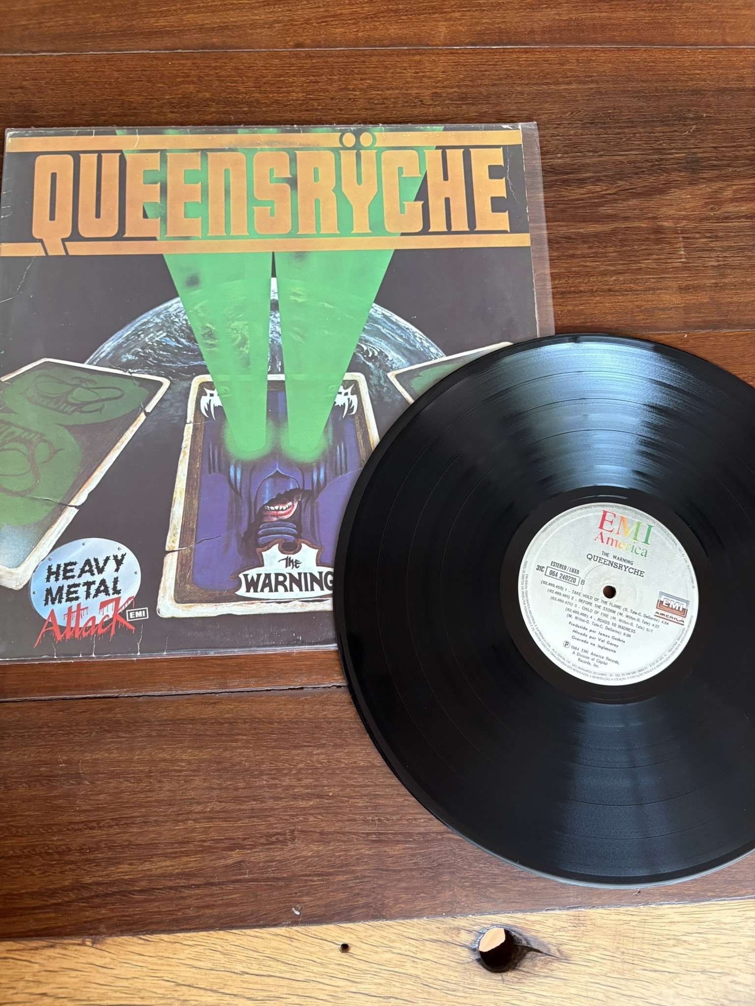 Lp Queensrÿche - The Warning (1984) - Imagem 3