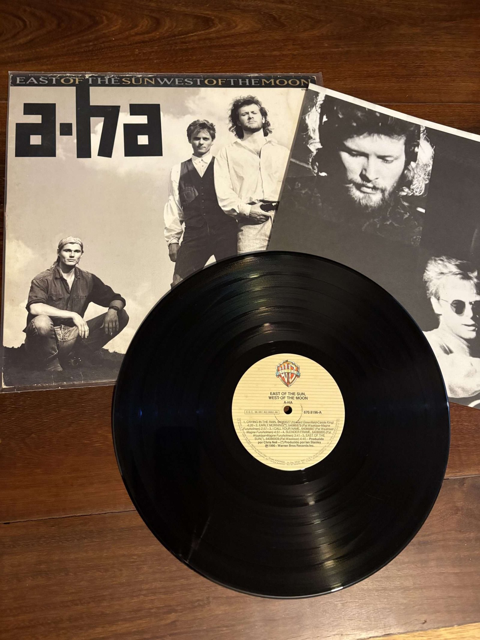 Lp A-ha - East of the Sun, West of the Moon (1990) - Imagem 3