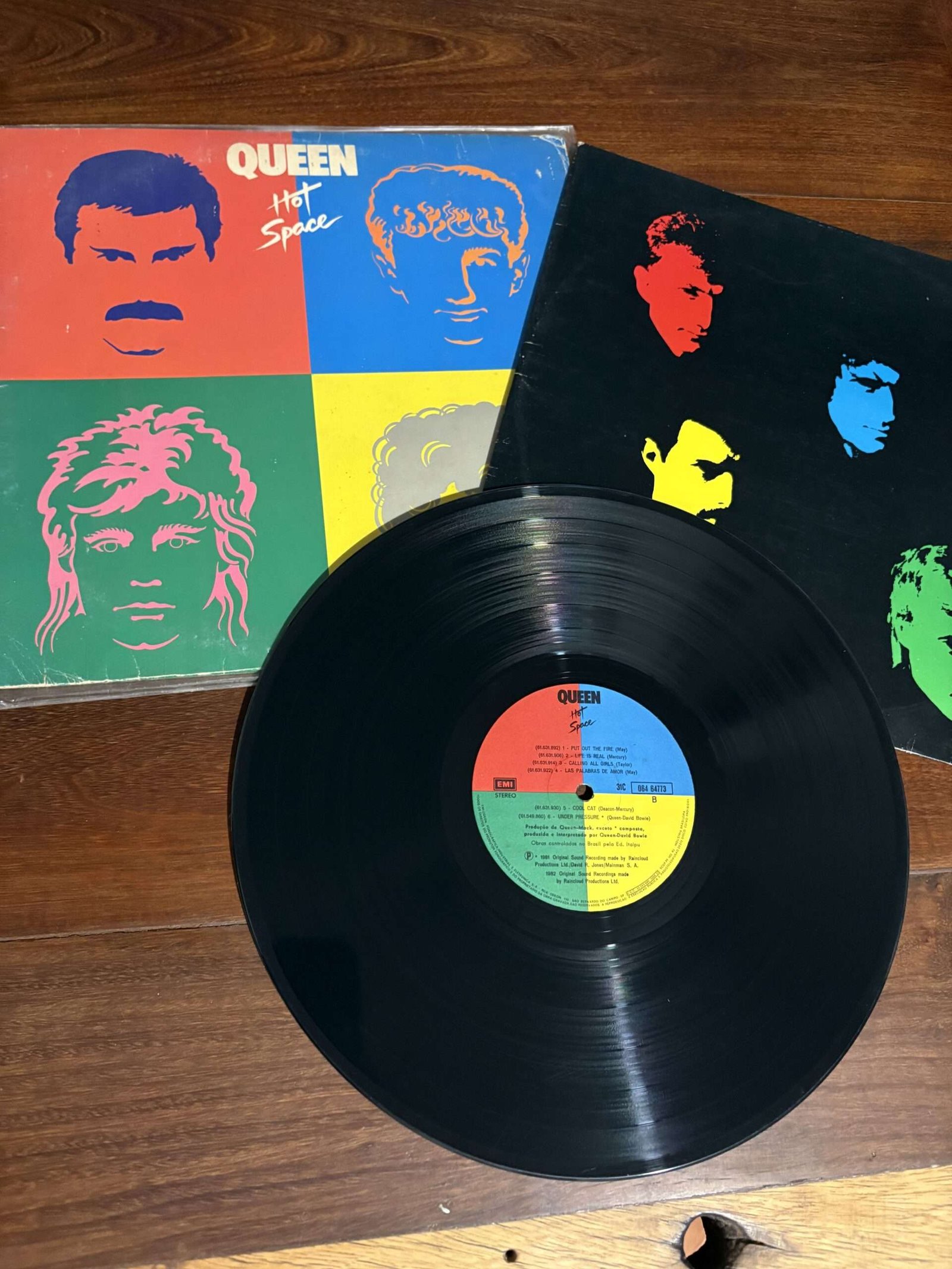 Lp Queen - Hot Space (1982) - Imagem 3