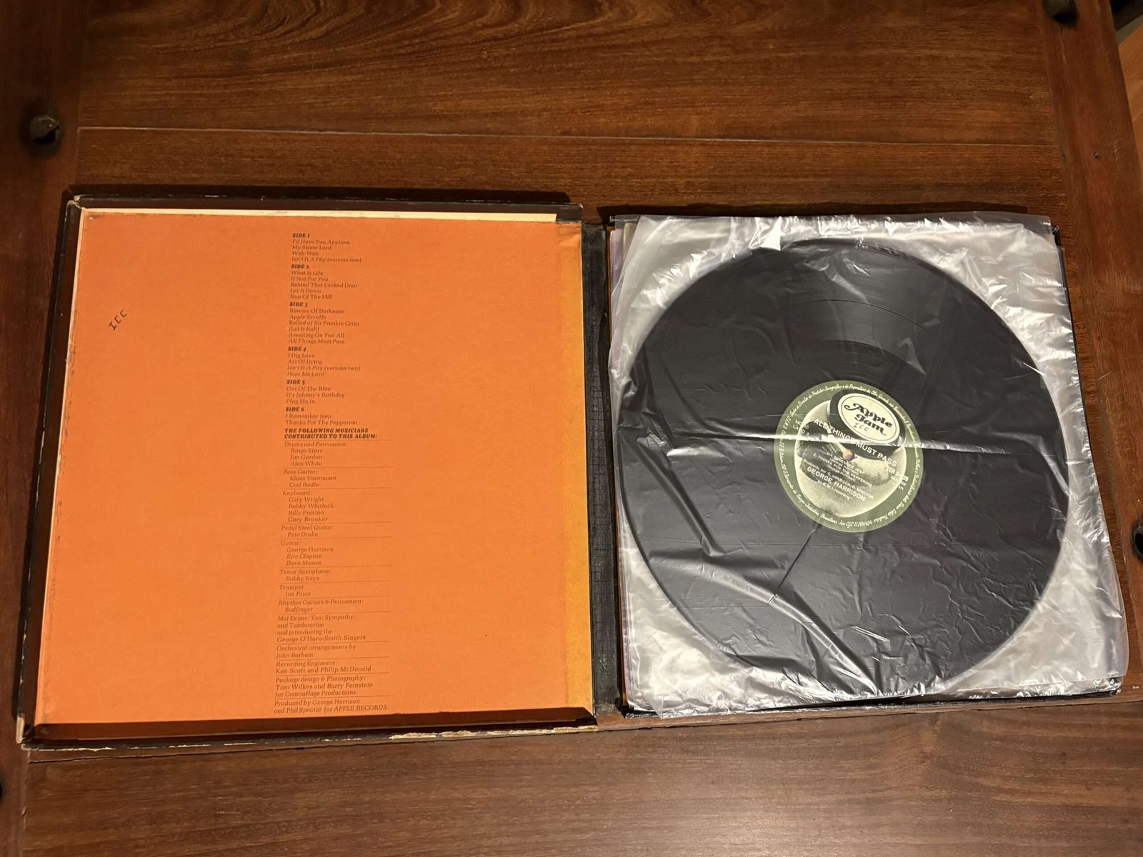 Box Triplo George Harrison - All Things Must Pass (1970) Original de Época - Imagem 2