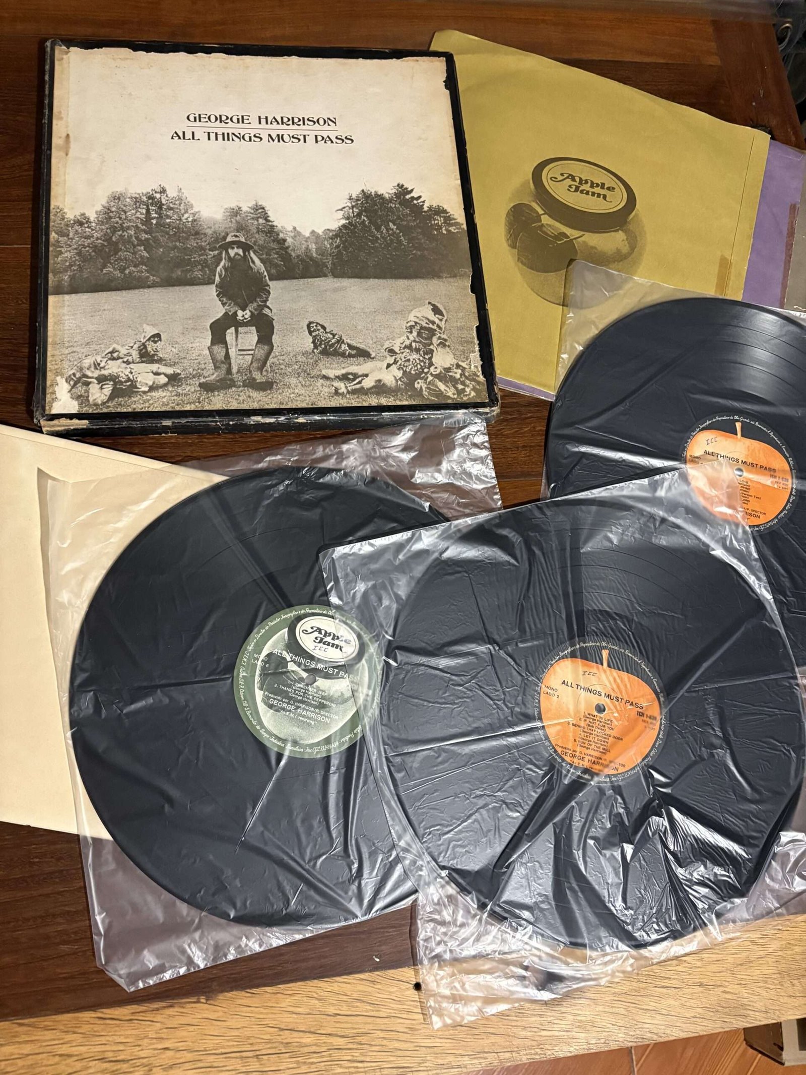 Box Triplo George Harrison - All Things Must Pass (1970) Original de Época - Imagem 3