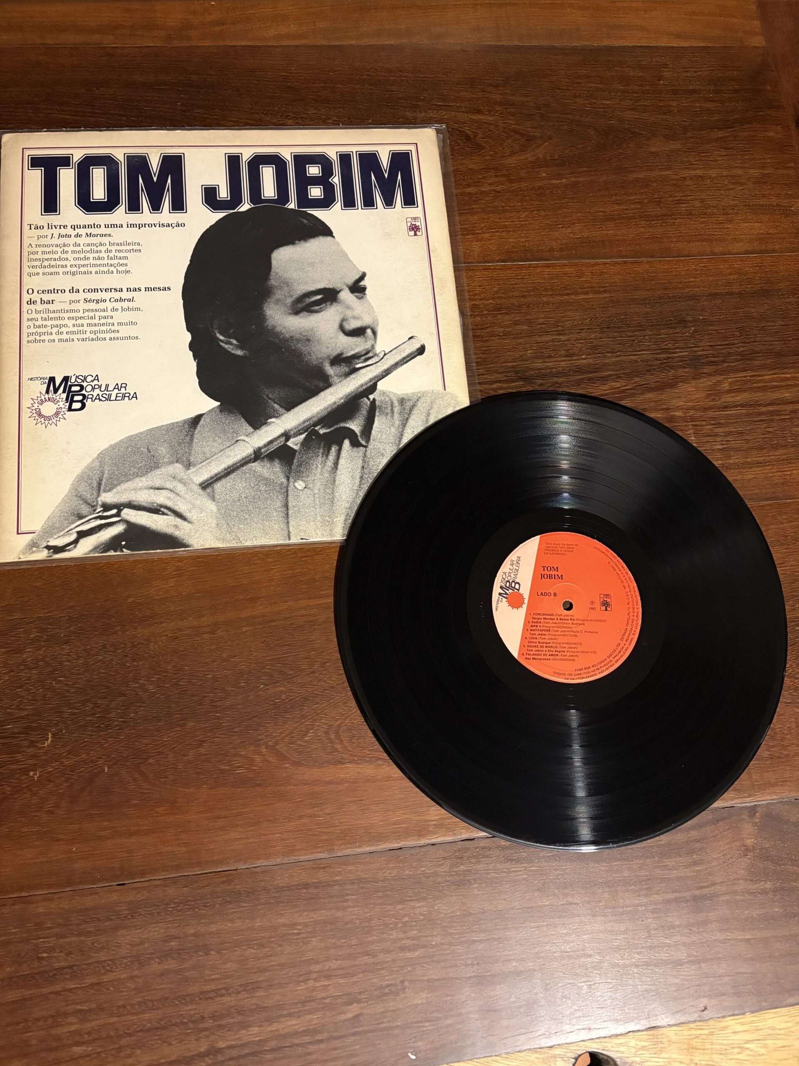 Lp Tom Jobim - História da Música Popular Brasileira (1982) - Imagem 4