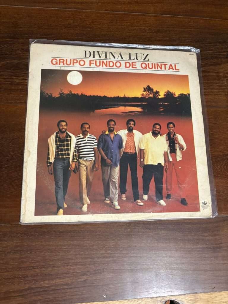 Lp Grupo Fundo de Quintal - Divina Luz (1985)