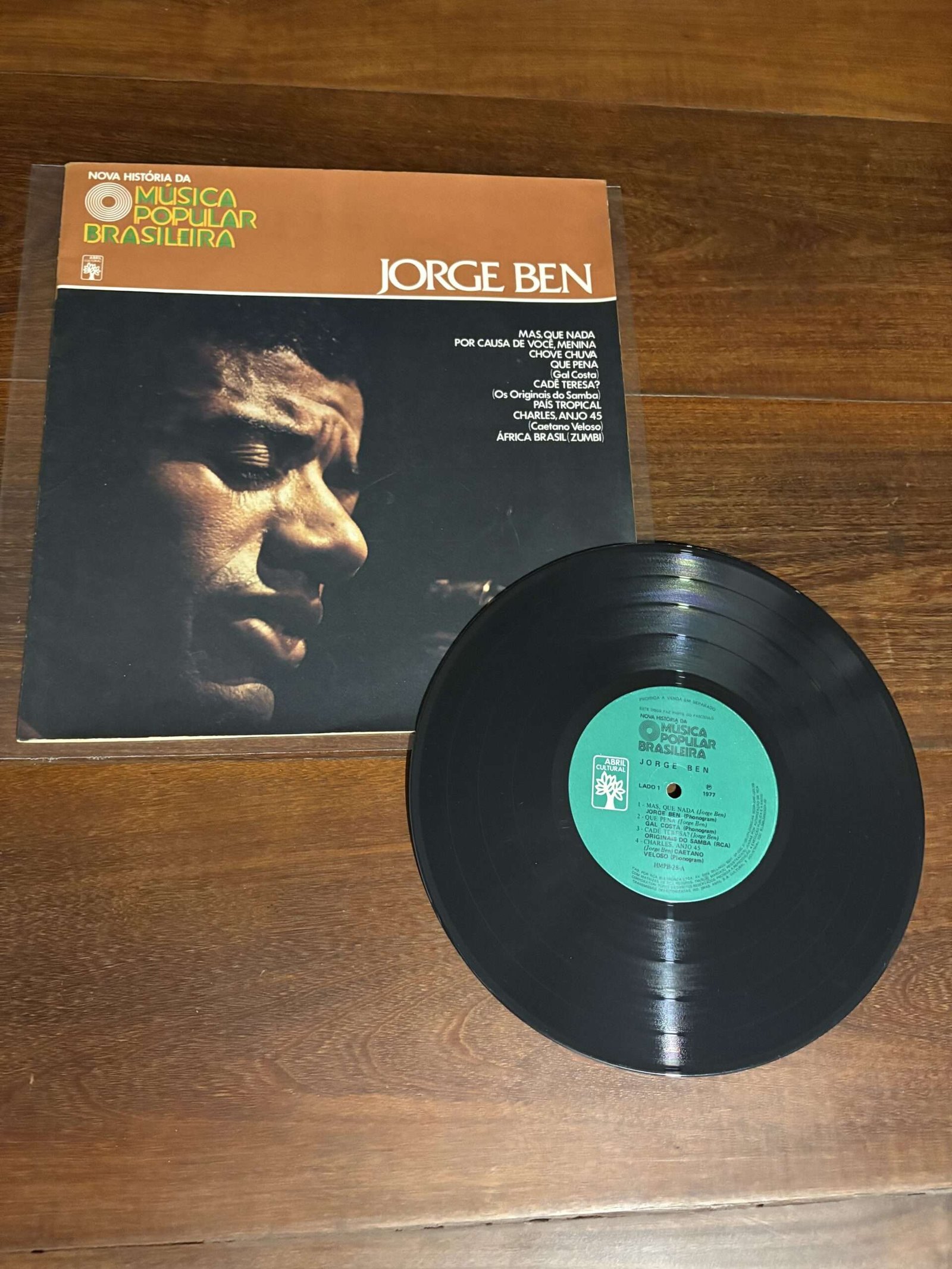 Lp Jorge Ben Jor - Nova História da Música Popular Brasileira (1977) 10 polegadas - Imagem 4