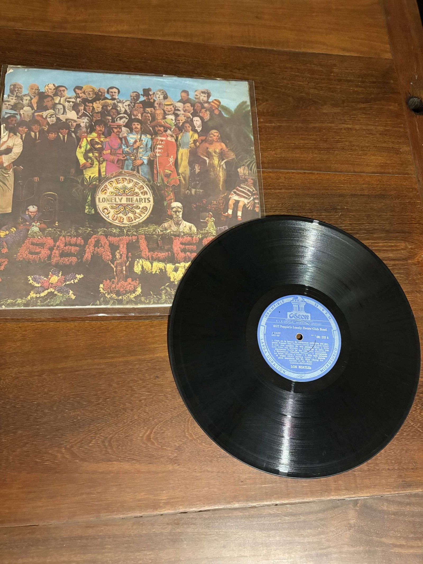 Lp The Beatles - Sgt. Pepper's Lonely Hearts Club Band (1967) Edição Uruguaia - Imagem 3