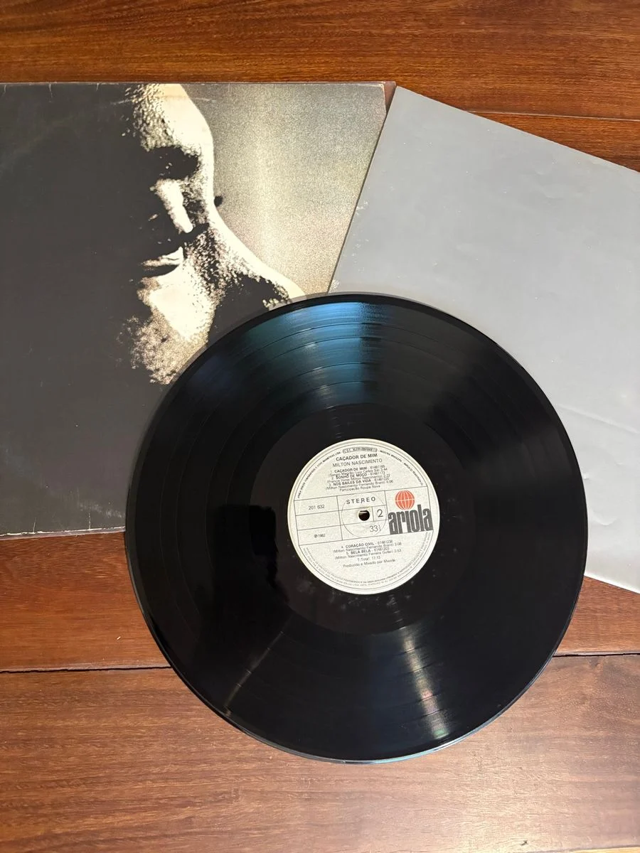 Lp Milton Nascimento - Caçador de Mim (1981) - Imagem 2
